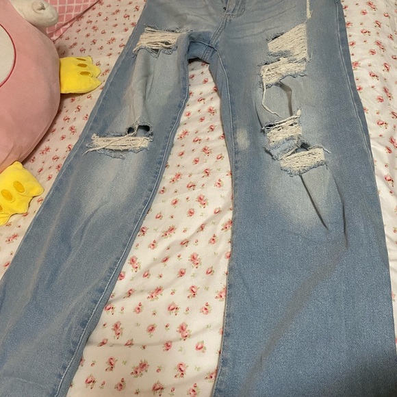 Hollister ripped low rise dad Jeans - Picture 3 of 3